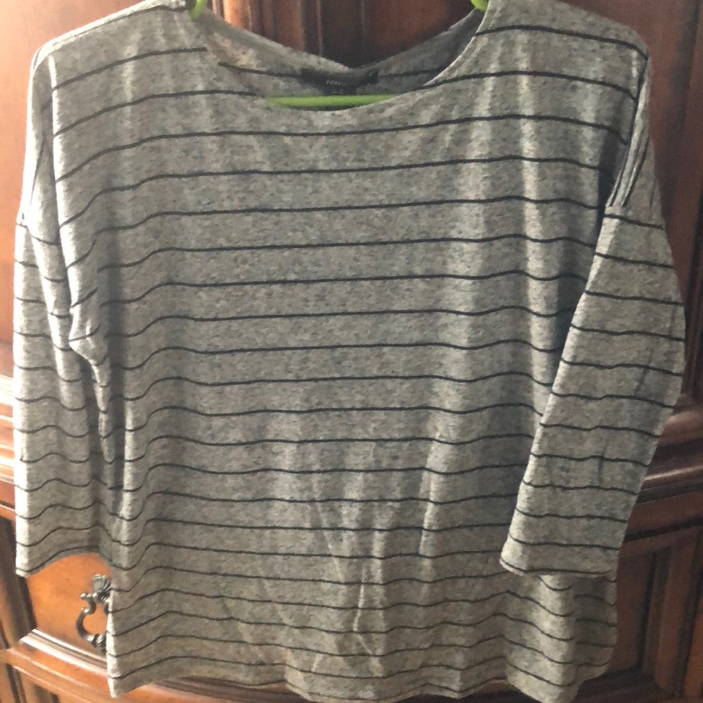 Forever 21 very cute 3/4 sleeve shirt